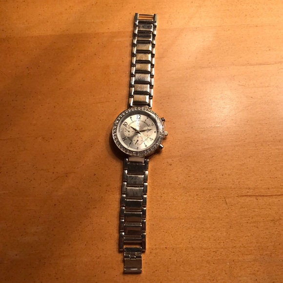 NY&C brand new silver watch. - Picture 2 of 3